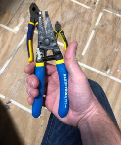 Klein Tools 11055 Wire Cutter and Wire Stripper, Stranded Wire Cutter, Solid Wire Cutter, Cuts Copper Wire 65 71BjGOgVVOL