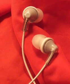 Panasonic ErgoFit Wired Earbuds, In-Ear Headphones with Dynamic Crystal-Clear Sound and Ergonomic Custom-Fit Earpieces (S/M/L), 3.5mm Jack for Phones and Laptops, No Mic - RP-HJE120-S (Silver) Silver 47 71BxyygHc3L