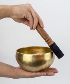 6-Inch Handmade Tibetan Singing Bowl ~ Superb B Crown Chakra Balancing ~ Best use for Meditation, Sound Healing, Cleansing, Mindfulness & Relaxation ~ Cushion & Sueded Leather wooden Mallet included 23 71C08LrZFkL