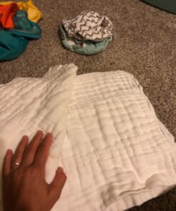 OsoCozy Unbleached Prefold Cloth Baby Diapers, Size 2 (15-30 lbs.), Soft, Absorbent, Durable 100% Natural Cotton, Our Top Selling Diaper Service Quality Prefolds, Unbleached Natural Color -6 Pack 28 71CNl3wgurL