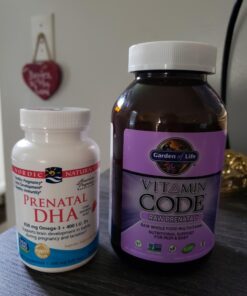 Garden of Life Prenatal Multivitamin for Women with Iron, Folate & Vitamin C and D3 for Neural Development & Probiotics for Immune Support – Vitamin Code – Non-GMO, Gluten-Free, Kosher, 10 Day Supply 30 Count (Pack of 1) 43 71CsEU2wddL