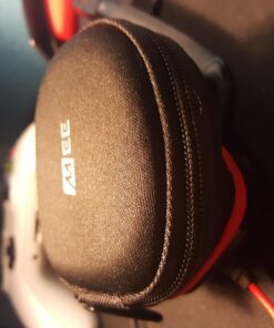 MEE audio M6 Sport Wired Earbuds, Noise Isolating In Ear Headphones, Sweatproof Earphones for Running/Gym/Workouts with Dynamic Enhanced Bass Sound, Memory Wire Earhooks, 3.5mm Jack Plug (Black) Black Regular 3.5mm Wired 30 71CsksgsteL