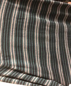 Downy Wrinkle Releaser Fabric Spray, Light Fresh Scent,33.8 Fl Oz (Pack of 2) 33.8 Fl Oz (Pack of 2) 54 71CwsXiJPdL