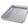 USA Pan Bakeware Quarter Sheet Pan, Warp Resistant Nonstick Baking Pan, Made in the USA from Aluminized Steel Set of 1 33 71ECUlhhttL