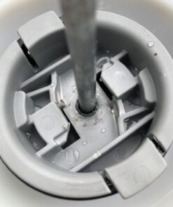 Smith Performance Sprayers R200 2-Gallon Compression Sprayer for Pros Applying Weed Killers, Insecticides, and Fertilizers 19 71EHq64yD4L