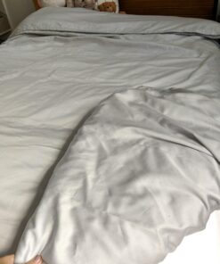 SUPERIOR Brushed Microfiber Solid Comforter, Down Alternative Bedding, Reversible, Medium Weight, Fluffy, Decorative, Duvet Insert, Oversized Blanket, Box Quilt Design, Queen, White 41 71EJPZNqwHL