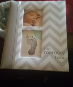 Pearhead First 5 Years Chevron Baby Memory Book, Clean-Touch Baby Safe Ink Pad for Baby’s Handprint or Baby’s Footprint, Gender Neutral Baby Milestone And Pregnancy Book, Gray Gray Chevron Babybook 52 71EROmI1tlL