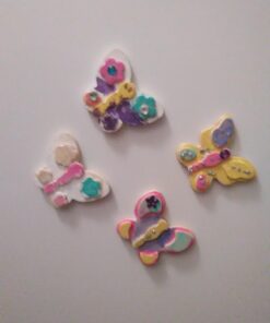 Melissa & Doug Created by Me! Wooden Butterfly Magnets Craft Kit (4 Designs, 4 Paints, Stickers, Glitter Glue) 22 71EVt3pCQkL