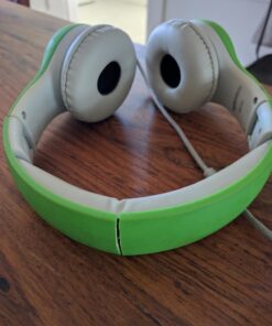 LilGadgets Connect+ Kids Headphones Wired with Microphone, Volume Limiting for Safe Listening, Adjustable Headband, Cushioned Earpads for Comfort, School Headphones for Kids, Green 34 71Eb5BDqdVL