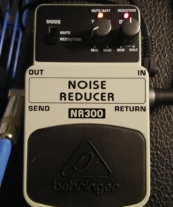 Behringer NOISE REDUCER NR300 Ultimate Noise Reduction Effects Pedal 21 71ErjL7gX2L