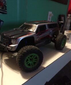Redcat Racing Blackout XTE 1/10 Scale Electric Monster Truck with Waterproof Electronics, Silver/Red SUV, Blackout-XTE-SILVERSUV 60 71Et 3ED9rL