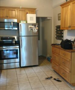 Brilliant Evolution Tap Light Push Lights 6pk w/Batteries + Remote, LED Stick On Lights Under Cabinets Battery Puck Lights with Remote - Under Counter Lighting Wireless Closet Kitchen Night Lights 6 pack (18 batteries included) 53 71Ex4bQpKWL