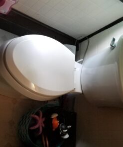 WSSROGY Elongated Toilet Seat with Built in Potty Training Seat, Magnetic Kids Seat and Cover, Slow Close, Fits both Adult and Child, Plastic, White 34 71F9r4vB1L