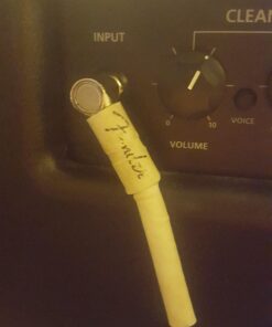 Fender Performance Series Instrument Cables (Straight-Right Angle) for electric guitar, bass guitar, electric mandolin, pro audio 10' Right Angle 18 71FJ3 lHYOL