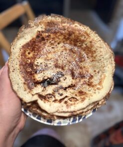 de Buyer Blue Carbon Steel Crepe & Tortilla Pan - 9.5” - Ideal for Making & Reheating Crepes, Tortillas & Pancakes - Naturally Nonstick - Made in France 9.5" 33 71FKlmJcS2L