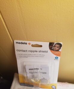 Medela Contact Nipple Shield, 20mm Small, Nippleshield for Breastfeeding with Latch Difficulties or Flat or Inverted Nipples, Made Without BPA 13 71FQBEzPaVL