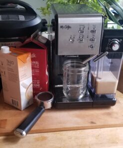 Mr. Coffee Espresso and Cappuccino Machine, Programmable Coffee Maker with Automatic Milk Frother and 19-Bar Pump, Stainless Steel 43 71FW8eO3qrL