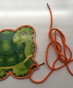 Melissa & Doug Lace and Trace Activity Set: Pets - 5 Wooden Panels and 5 Matching Laces - Lacing Toys For Toddlers, Fine Motor Skills Threading Cards For Preschoolers And Kids Ages 3+ 36 71FdWPAXwSL