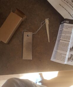 SE Waterproof Magnesium Firestarter Kit - Compact 2-in-1 Fire Starter with Flint, Serrated Striker, and Detachable Chain for Camping, Hiking, Survival, and Emergency Preparedness FS374 3" x 1" 32 71Fh0gA3GIL