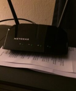 NETGEAR WiFi Router (R6120) - AC1200 Dual Band Wireless Speed (up to 1200 Mbps) | Up to 1200 sq ft Coverage & 20 Devices | 4 x 10/100 Fast Ethernet and 1 x 2.0 USB ports AC1200 WiFi 20 71FoXgvfNUL