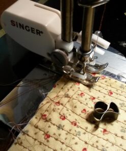 SINGER | Even Feed / Walking Presser Foot - Fork, Perfect for Matching Stripes & Plaids, Quilting & Sewing with Pile Fabrics - Sewing Made Easy Old Version 34 71G3gczF3CL