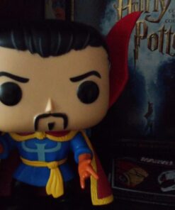 Funko POP Marvel: Doctor Strange (Classic) Vinyl Figure 16 71GKLcuog7L