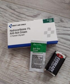 First Aid Only 18-012 Hydrocortisone Cream Packets, 12 Count 42 71GdD2Ot6XL