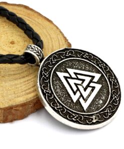 Leprato Viking Talisman Necklace for Men Norse Mjolnir Wolf Compass Valknut Amulet Pendant Nordic Viking Rune Jewelry Gifts 7 71Gyk4WlhUL