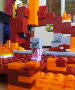 LEGO Minecraft The Nether Portal 21143 Building Kit (470 Pieces) 20 71H4HP65yYL