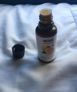 NOW Essential Oils, Grapefruit Oil, Sweet Citrus Aromatherapy Scent, Cold Pressed, 100% Pure, Vegan, Child Resistant Cap, 1-Ounce 1 Fl Oz (Pack of 1) 40 71He mOkXYL