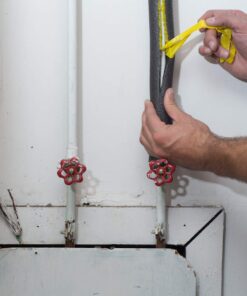 Duck Brand Insulating Foam Pipe Covers, 0.75-Inch by 3-Feet, Pack of 4 Sticks, 1285241 11 71I0fYuA8yL