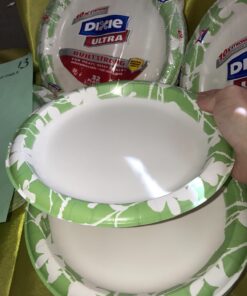 Dixie Ultra Disposable Plates, 8 1/2 Inch, 32 Count, Design/Color May Vary (Pack of 4) 32 Count (Pack of 4) 12 71IM5SSoU7L