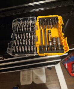 DEWALT Screwdriver Bit Set with Tough Case, 45-Piece (DW2166),Grey/Silver Screwdriving Set With Tough Case 45-Piece Screwdriving Set 36 71J6QYRe2uL