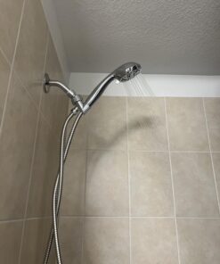 AquaDance High Pressure 6-Setting 3.5" Chrome Face Handheld Shower with Hose for the Ultimate Shower Experience! Officially Independently Tested to Meet Strict US Quality & Performance Standards! 2.5 Gallon Per Minute 23 71JDb2xOGYL