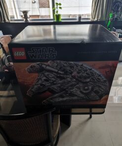 LEGO Star Wars Ultimate Millennium Falcon 75192 - Expert Building Set and Starship Model Kit, Movie Collectible, Featuring Classic Figures and Han Solo's Iconic Ship, Best Gift for Adults 104 71JIVBj9foL
