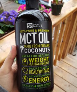 Sports Research Keto MCT Oil from Organic Coconuts - Fatty Acid Fuel for Body + Brain Triple Ingredient C8, C10, C12 MCTs Perfect in Coffee, Tea, & More Non-GMO Vegan Unflavored (32 Oz) 32 Fl Oz (Pack of 1) C8 + C10 + C12 34 71JJ2O2mUIL