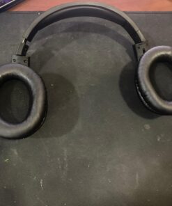 HyperX Cloud Flight - Wireless Gaming Headset, Long Lasting Battery up to 30 Hours, Detachable Noise Cancelling Microphone, Red LED Light, Comfortable Memory Foam, Works with PC, PS4 & PS5 Black, Red 38 71JcsOGy4wL