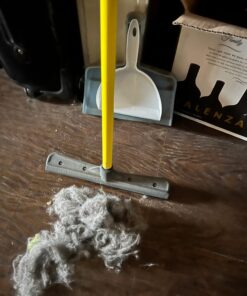 FURemover Original Indoor Pet Hair Rubber Broom and Pet Hair Remover Lint Brush Set, Colors May Vary FURemover Broom and Brush Combo 38 71JhJcGDAFL