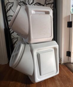 Gamma2 Vittles Vault Stackable Dog Food Storage Container, Up to 60 Pounds Dry Pet Food Storage, Made in USA 44 71JjlyA0oxL