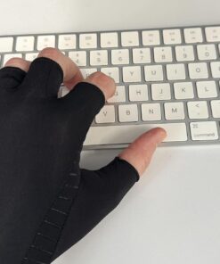 Copper Compression Arthritis Gloves | Fingerless Arthritis Carpal Tunnel Pain Relief Gloves For Men & Women | Hand Support Wrist Brace For Rheumatoid, Tendonitis, Swelling, Crocheting, Typing (M) Black Medium (1 Pair) 46 71Jx61kRa0L 2