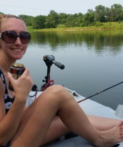 INTEX 68376EP Mariner 4 Inflatable Boat Set: Includes Deluxe 54in Aluminum Oars and High-Output-Pump – SuperTough PVC – Inflatable Thwart Seats – 4-Person – 1100lb Weight Capacity 46 71K5b4z0egL