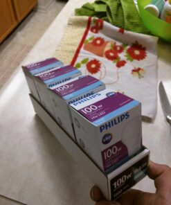 Philips LED Non-Dimmable A19 Frosted Light Bulb: 1500-Lumen, 5000-Kelvin, 14-Watt (100-Watt Equivalent), E26 Medium Screw Base, Daylight, 4-Pack, 455717 4 Count (Pack of 1) 100-Watt Equivalent 38 71KBP5aOthL