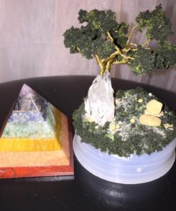 CHAKRA PYRAMID STONE w/ 7 Chakra Stones ~ Red Jasper, Aventurine, Golden Quartz, Amethyst ~ 30-40mm Size by Shambala Shop 39 71KOzjr5 0L