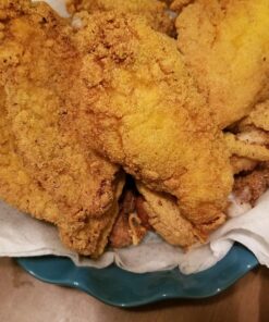 Bayou Classic 1201 10-qt Aluminum Fry Pot Features Perforated Aluminum Basket Heavy Duty Riveted Handles Perfect For Deep Frying French Fries Hush Puppies Fish & Chicken 52 71Kcj4t6ScL