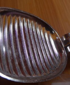 Magic Nutcracker Tool Works in Seconds. No Mess. Works on Walnuts, Almonds, Pecans, Hazelnuts. Great to Use As a Lemon Lime Squeezer. 42 71Kf0rKKviL