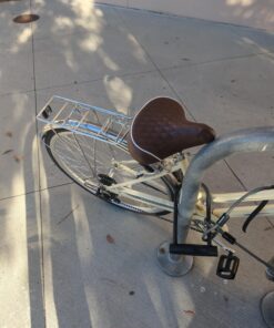 Schwinn Comfort Bike Seat, Bicycle Seat Replacement for Men and Women, Universal Fit Saddles with Standard Seat Posts Cruiser/Quilted Brown 22 71KxrTDWv1L