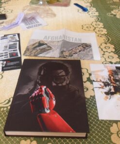 Metal Gear Solid V: The Phantom Pain: The Complete Official Guide Collector's Edition 33 71L1vArSgRL