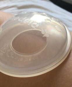 Medela SoftShells Breast Shells for Sore Nipples for Pumping or Breastfeeding, Discreet Breast Shells, Flexible and Easy to Wear, Made Without BPA 25 71L79dWTYtL