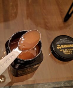 Manukora Raw Manuka Honey, MGO 850+ from New Zealand, Non-GMO, Monofloral, Traceable from Hive to Hand, Daily Digestive & Immune Support - 250g (8.82 Oz) 8.82 Ounce (Pack of 1) 39 71L7SvKQGDL