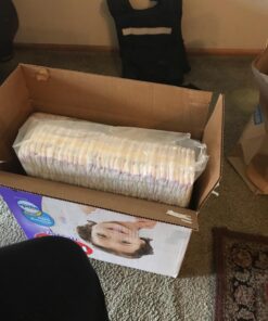 HUGGIES LITTLE MOVERS Active Baby Diapers, Size 4 (fits 22-37 lb.), 152 Ct, ECONOMY PLUS (Packaging May Vary) 48 71LHbfcyltL